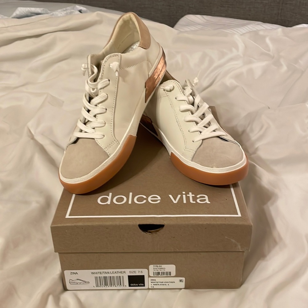 Dolce Vita Zina White/Tan Sneakers - Never Worn - Size 7.5